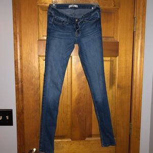 Hollister - Medium Blue Jeans